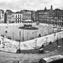 1939 -Capuchinos -Plaza del Castillo cuando se construía san Antonio